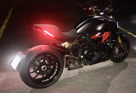 DUCATI DIAVEL 1260 S DUCATI DIAVEL 1260 S